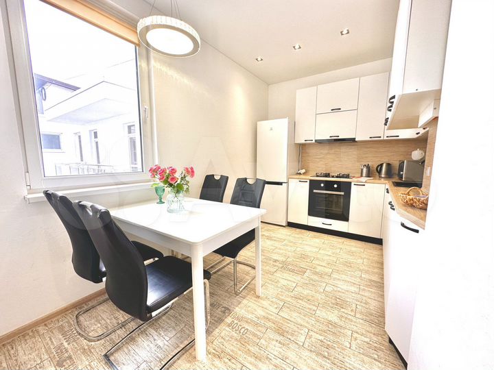 3-к. квартира, 50 м², 5/5 эт.