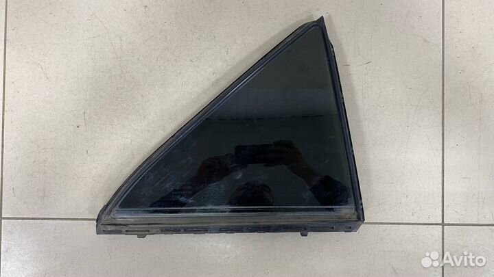 Стекло двери задней правой форточка Toyota Camry V
