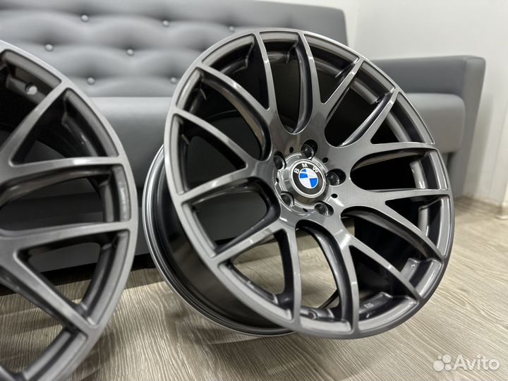 Zumbo 3SD black R18 5-120 для BMW3 E46