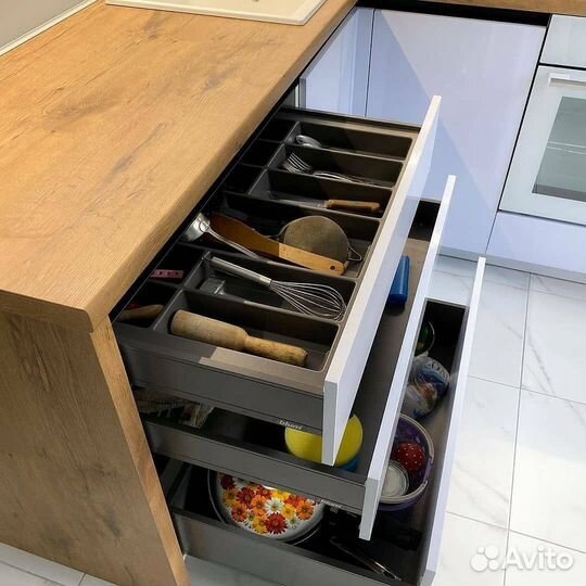 Кухня на зазаз под ключ. Фабрика в Новоселово