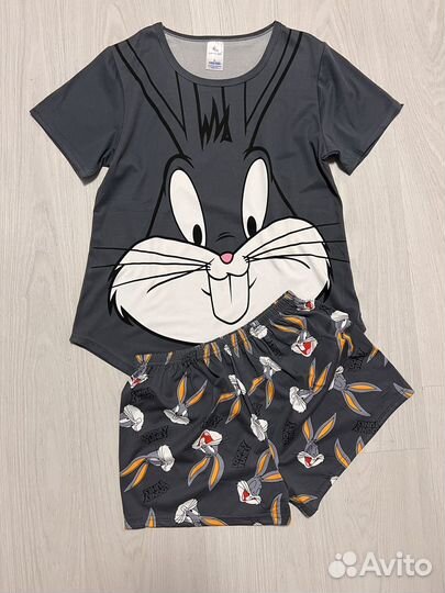 Пижама женская с шортами Bugs Bunny