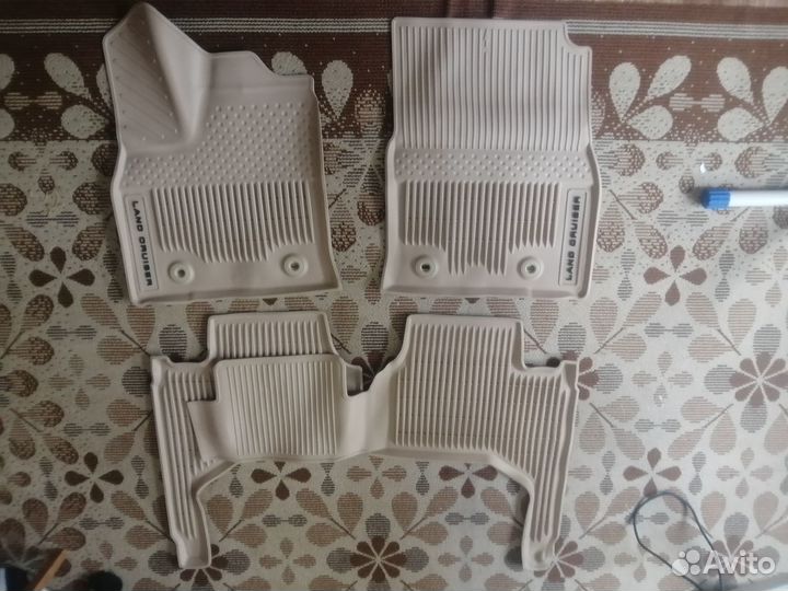 Коврики Land Cruiser 300 2021- резиновые бежевые