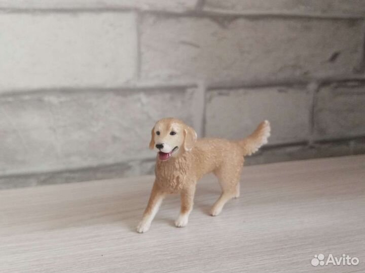 Фигурка собаки Schleich
