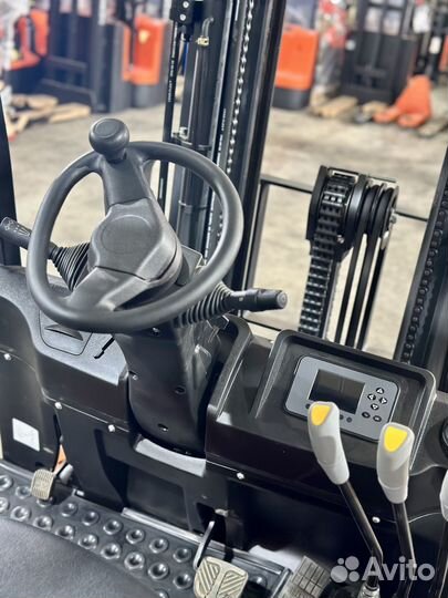 Электропогрузчик 1,6 тонны на 4,5 м noblelift