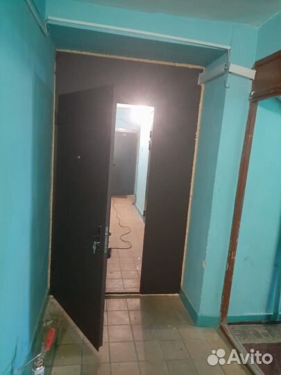 Двери в тамбур