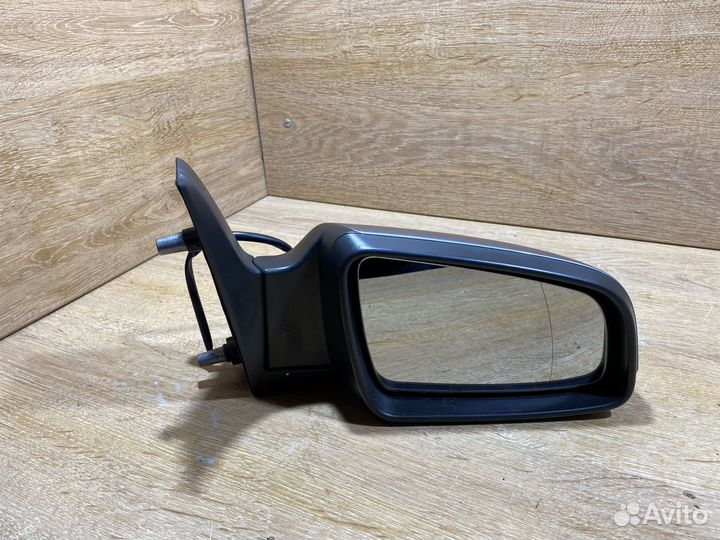 Зеркало правое Opel Zafira B дорест Арт. 7720295