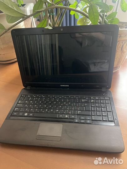 Ноутбук samsung R540