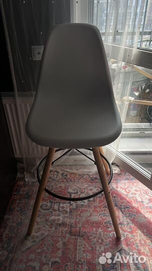 Барный стул eames