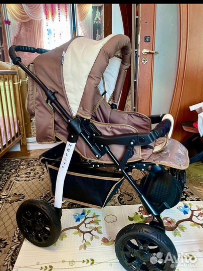 Коляска новая