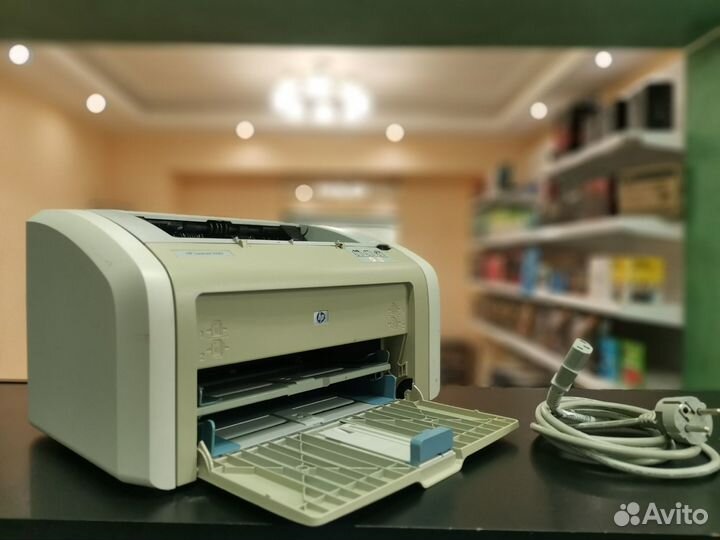 Принтер hp LaserJet 1020