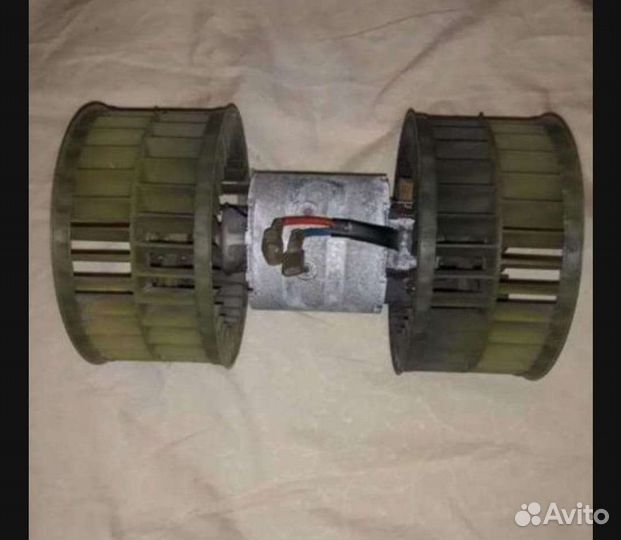 Моторчик печки на мерседес 124 3,2 - 2,8