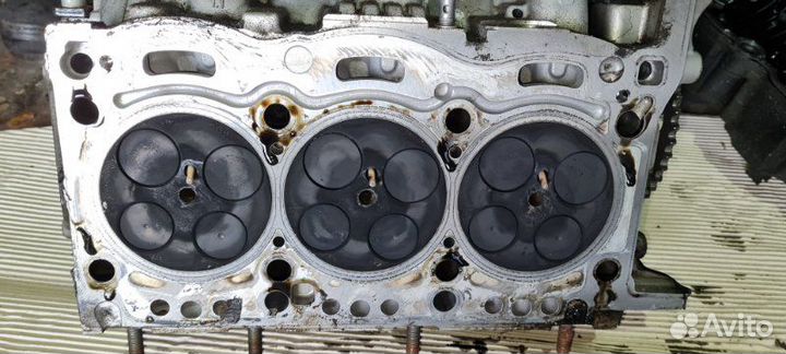 Головка блока цилиндров правая Volkswagen Touareg