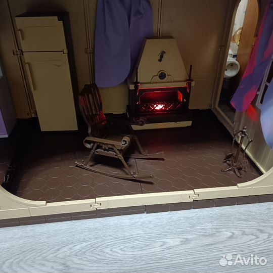 Кукольный домик для барби с мебелью огонёк и замок