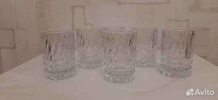 Хрустальные рюмки