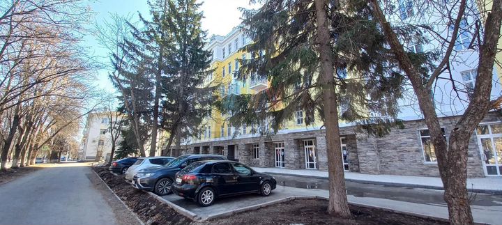 Торгово-офисное помещение с отдельным входом