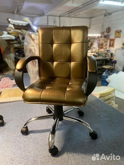 Компьютерное кресло