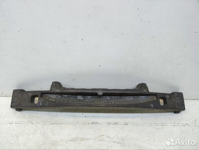 Абсорбер бампера передний Lexus Is 2 2006-2008