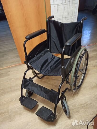 Инвалидная коляска складная бу