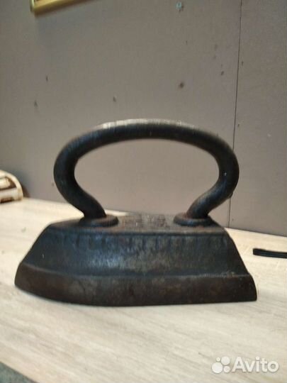 Утюжок ретро