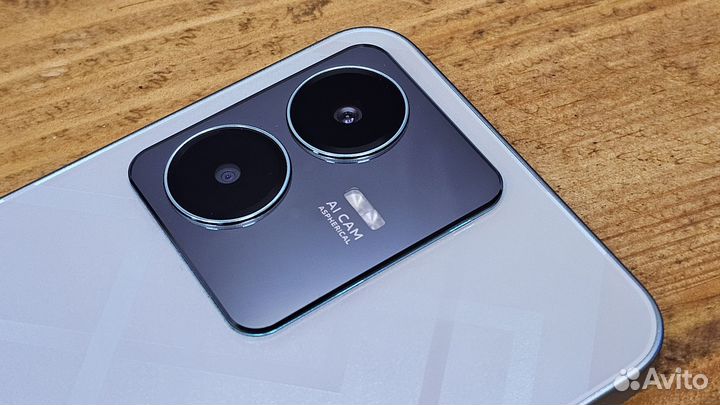 vivo Y22, 4/64 ГБ