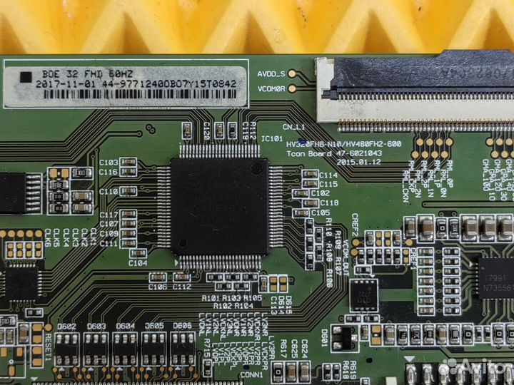 Тикон для телевизора Samsung UE32N5300AU