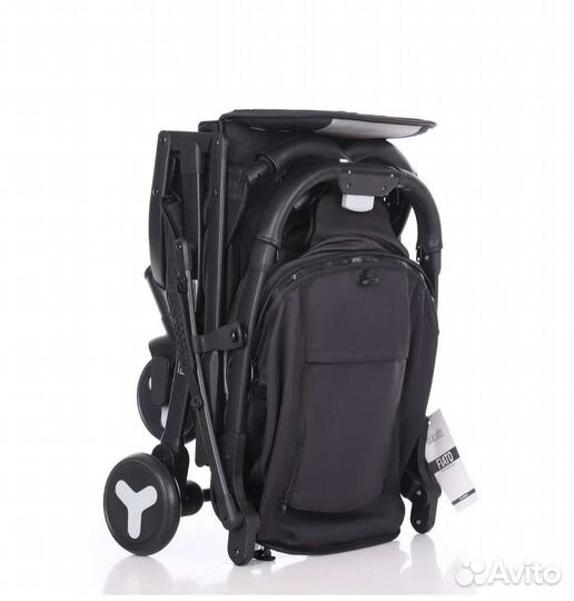 Прогулочная коляска, погремушка в подарок