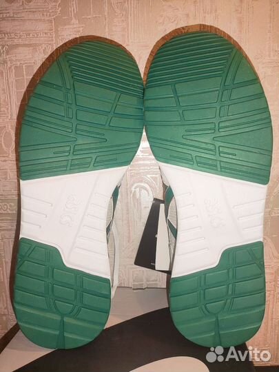 Новые кроссовки Asics Gelsaga Sou 41 размер