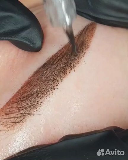 Перманентный макияж бровей губ и век татуаж