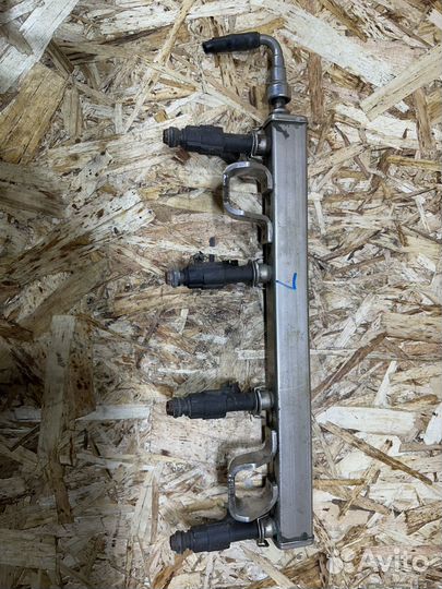 Рейка топливная (рампа) Ford 4M5G9D280DB форд монд