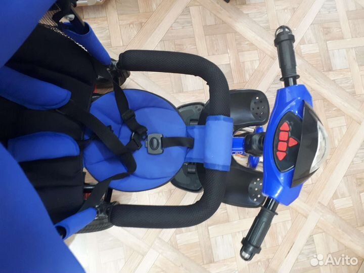 Детский трехколесный велосипед-коляска