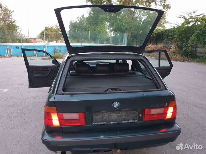 Шторка багажника bmw e34 touring бмв е34 универсал