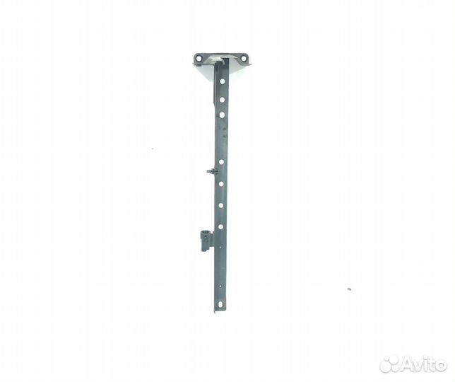 Планка радиатора вертикальная Nissan Skyline V36