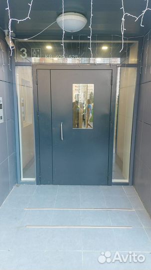 Дверь подъездная