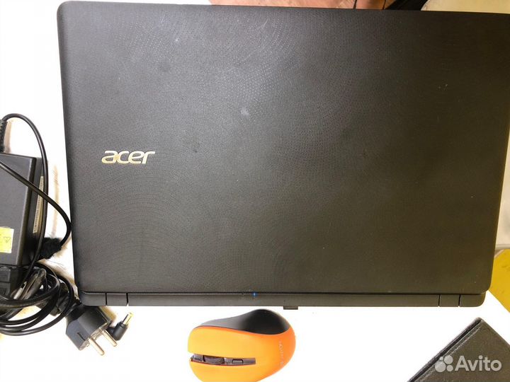 Ноутбук Acer Aspire ES 15 ES1-523 (A6 7310)