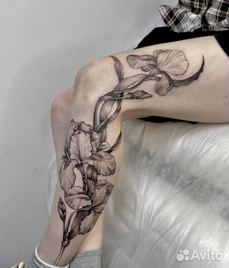 Мастер татуировки