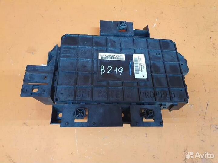 Блок предохранителей салонный Ford Explorer U502