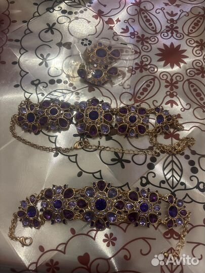 Бижутерия Avon