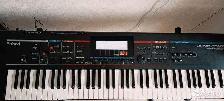 Синтезатор Roland Juno Stage +чехол+ педаль+midi
