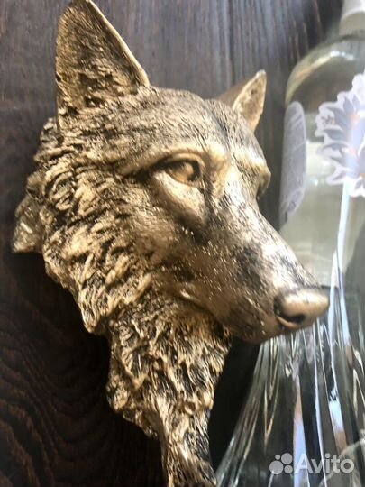 Подставка под бутылку Волк