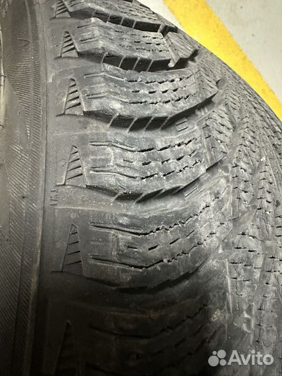 Nokian Tyres Hakkapeliitta R3 245/45 R18 100T