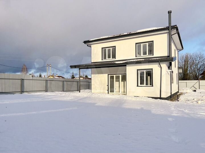 Коттедж 155 м² на участке 8 сот.