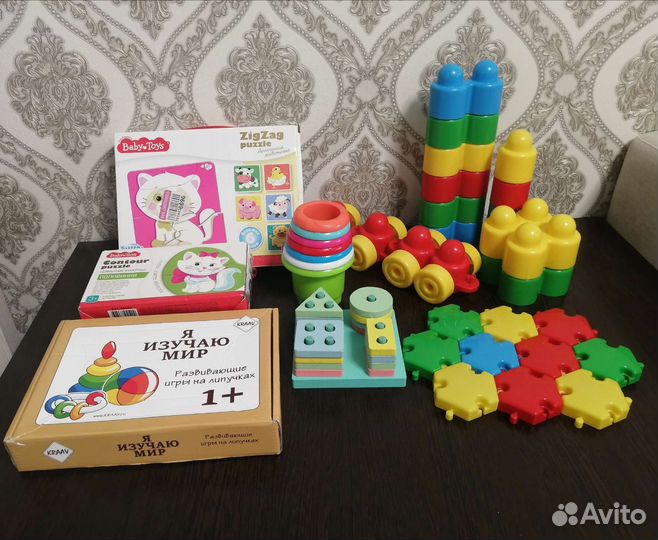Развивающие игрушки пакетом