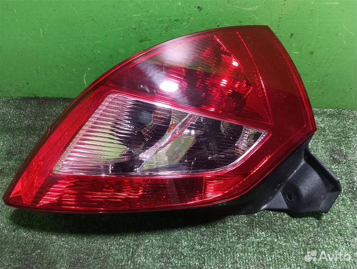 Фонарь задний левый Renault Megane 2 (LM0C) 2004