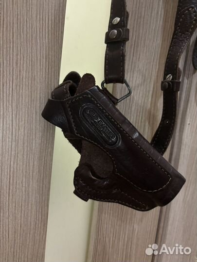 Кобуры скрытого ношения