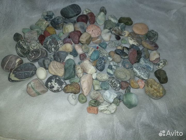 Камни в аквариум