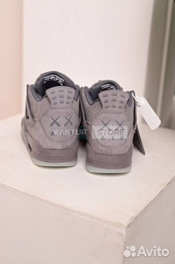 Кроссовки Nike Air Jordan 4 Kaws