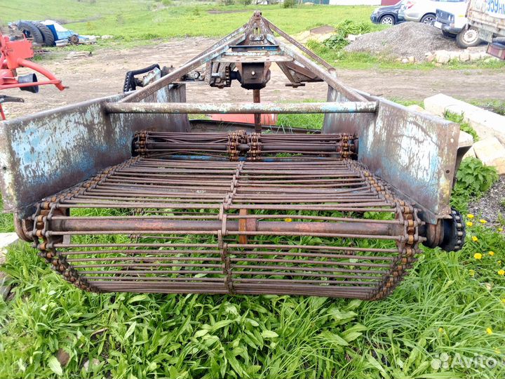 Продам картофелекопалку