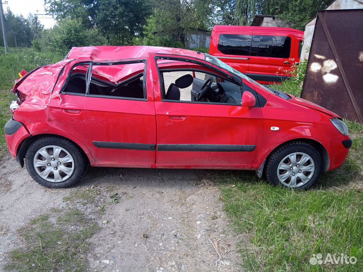 Hyundai Getz 1.4 AT, 2010, битый, 96 000 км