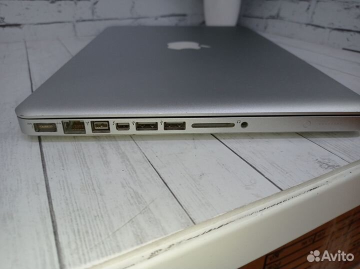 Ноутбук Apple MacBook Pro 13 Late 2011