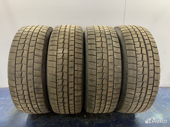 Dunlop Winter Maxx WM01 215/65 R16 98Q